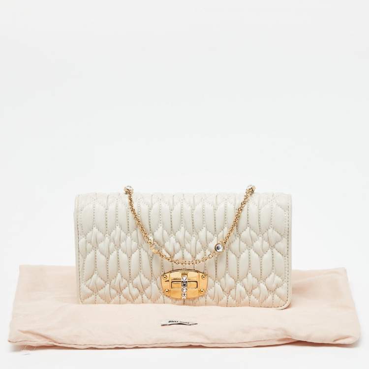 Pre Owned Miu Miu Off White Matelasse Leather Wallet on Chain