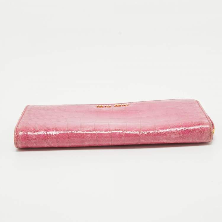 Pre Owned Miu Miu Pink Croc Effect Patent Leather Continental Zip Wallet