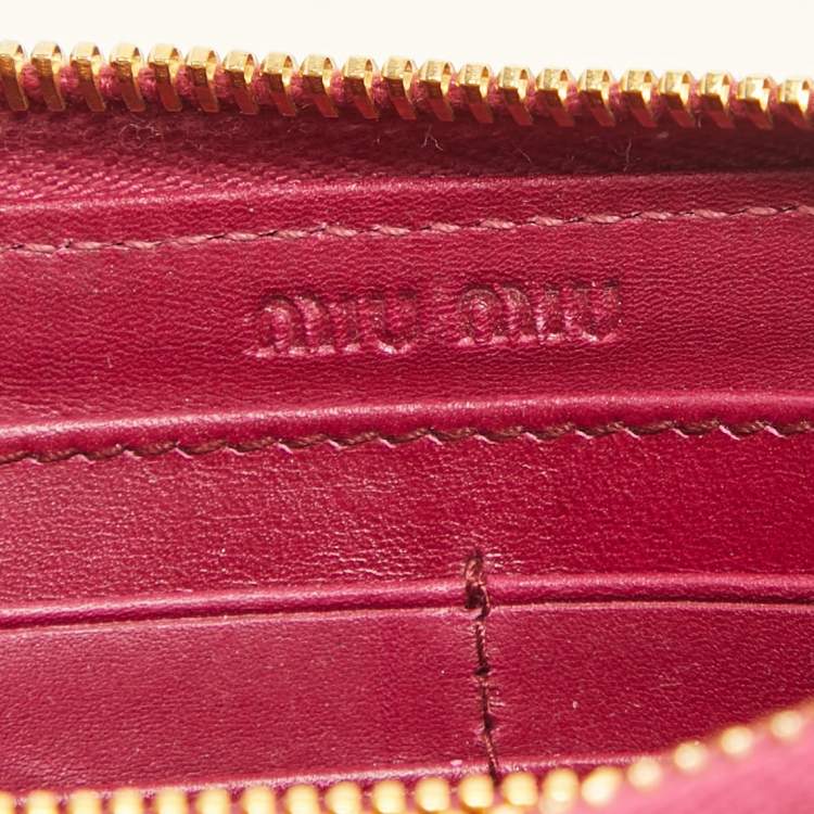 Pre Owned Miu Miu Pink Croc Effect Patent Leather Continental Zip Wallet