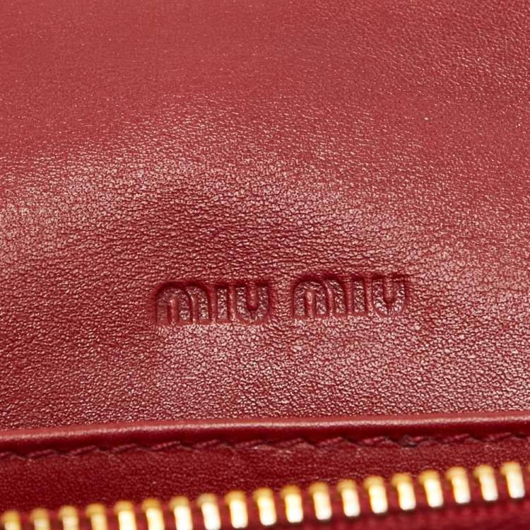 Pre Owned Miu Miu Red Croc Embossed Patent Leather Flap Continental Wallet