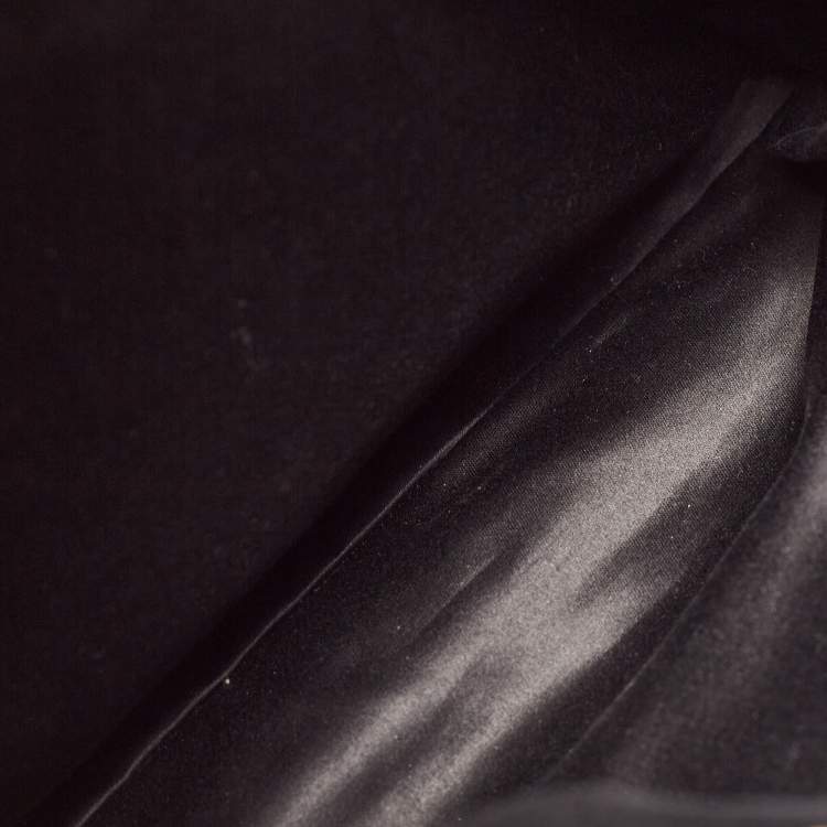 Pre Owned Miu Miu Navy Blue Matalasse Leather Tote