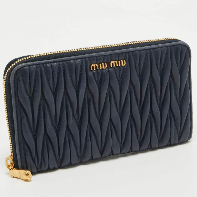 Pre Owned Miu Miu Navy Blue Matelasse Leather Zip Around Wallet