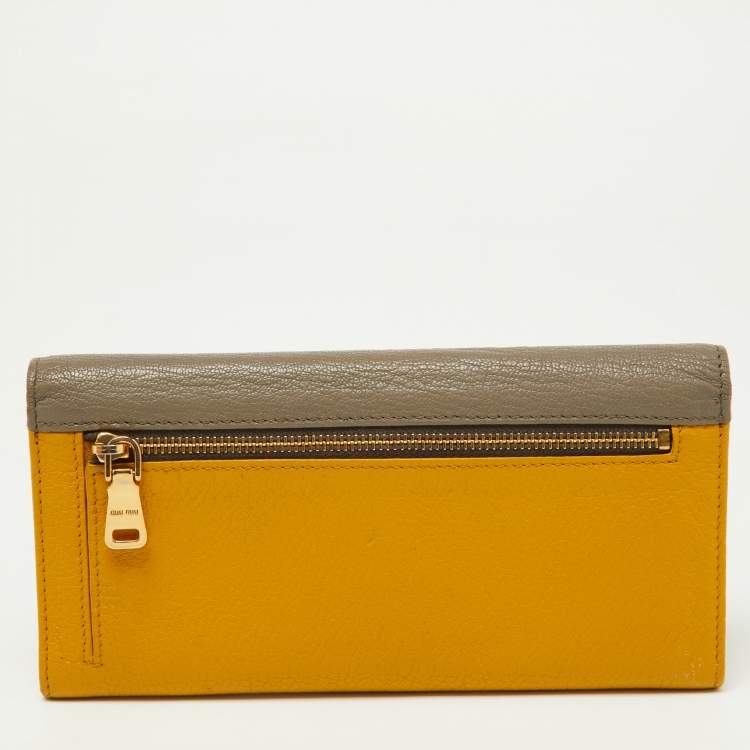 Pre Owned Miu Miu Grey/Yellow Madras Leather Flap Continental Wallet