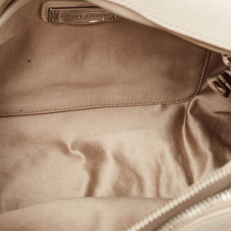 Pre Owned Miu Miu Off White Leather Pushlock Flap Top Handle Bag