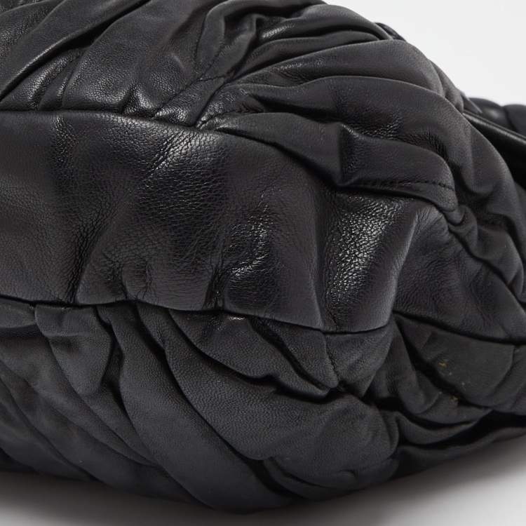 Pre Owned Miu Miu Black Matelassé Leather Coffer Hobo