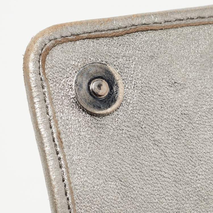 Pre Owned Miu Miu Grey Matelassé Leather Chain Crossbody Bag