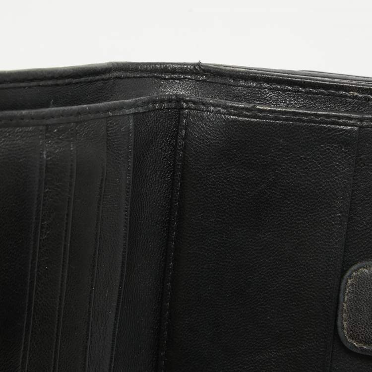 Pre Owned Miu Miu Black Matelasse Leather Flap Compact Wallet