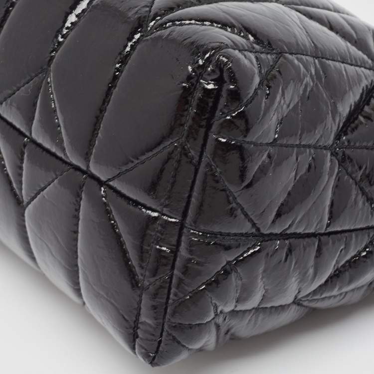 Pre Owned Miu Miu Black Quilted Patent Leather Mini Spirit Hobo