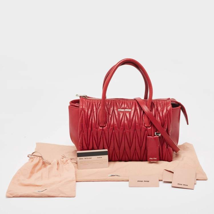 Pre Owned Miu Miu Red Matelasse Leather Top Zip Tote