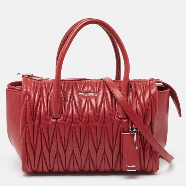Pre Owned Miu Miu Red Matelasse Leather Top Zip Tote