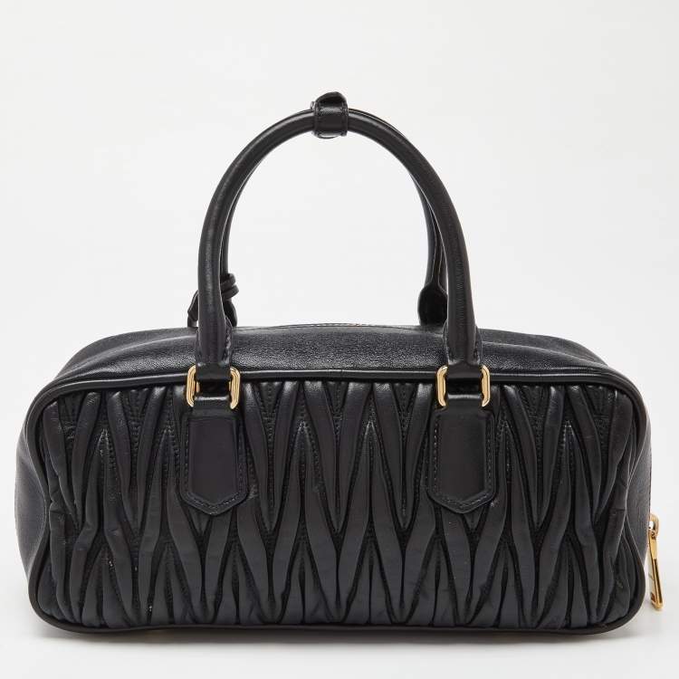Pre Owned Miu Miu Black Matelassé Leather Top Zip Satchel