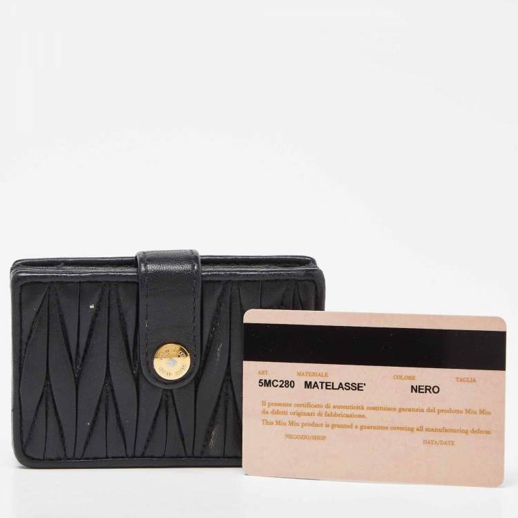 Pre Owned Miu Miu Black Matelassé Leather Card Case