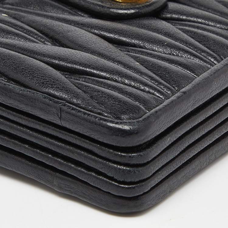 Pre Owned Miu Miu Black Matelassé Leather Card Case