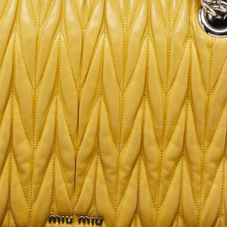 Pre Owned Miu Miu Yellow/Black Matelassé Leather Club Shoulder Bag