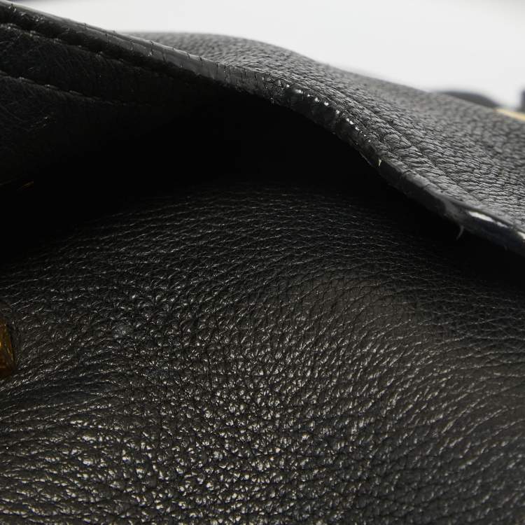 Pre Owned Miu Miu Black Leather Cervo Flap Hobo