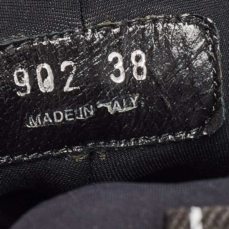 مملوكة مسبقًا Miu Miu Black Knit Fabric High Top Sneakers Size 38