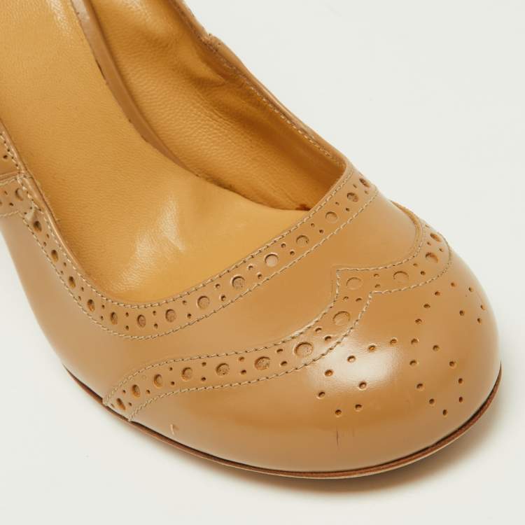 Pre Owned Miu Miu Beige Brogue Patent Leather Crystal Embellished Round Toe Pumps Size 38