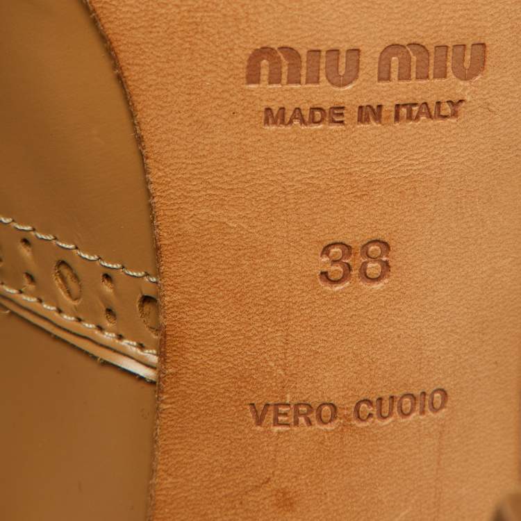 Pre Owned Miu Miu Beige Brogue Patent Leather Crystal Embellished Round Toe Pumps Size 38