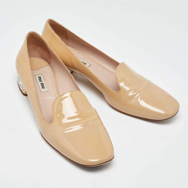Pre Owned Miu Miu Beige Patent Leather Crystal Embellished Smoking Slippers Size 40.5