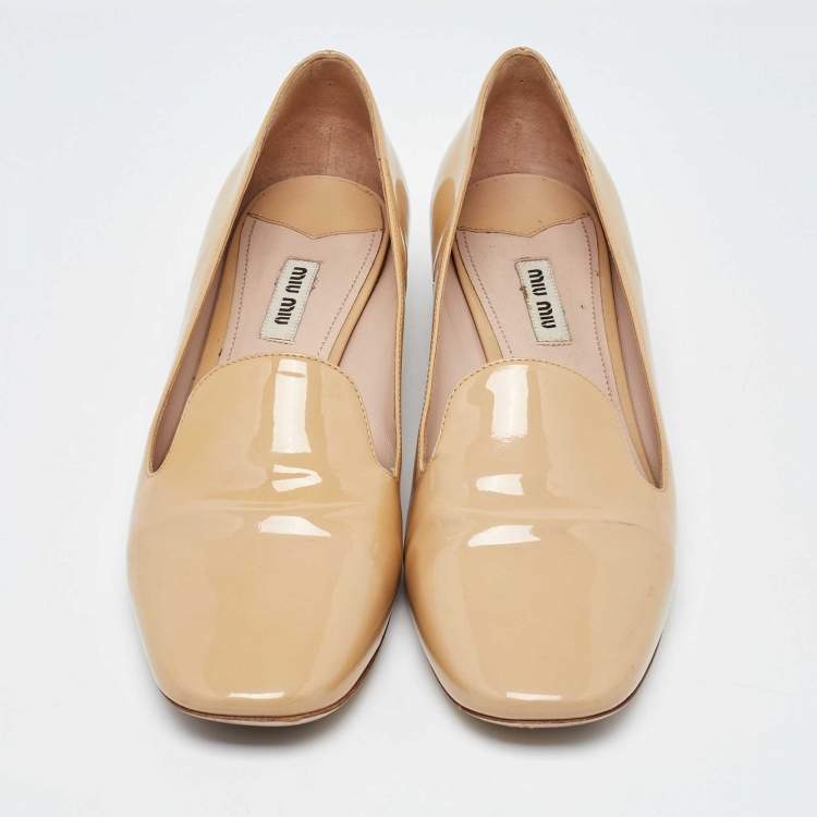 Pre Owned Miu Miu Beige Patent Leather Crystal Embellished Smoking Slippers Size 40.5