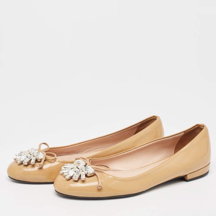 Pre Owned Miu Miu Beige Patent Leather Crystal Embellished Ballet Flats Size 37