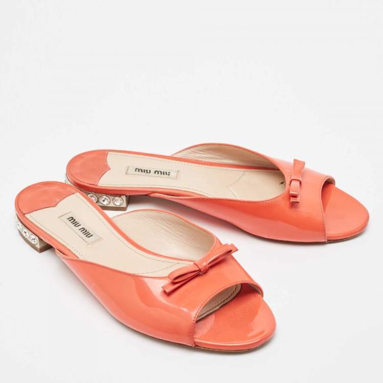 Pre Owned Miu Miu Orange Patent Flat Slides Size 38 