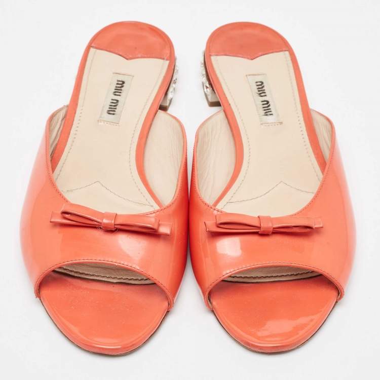 Pre Owned Miu Miu Orange Patent Flat Slides Size 38 