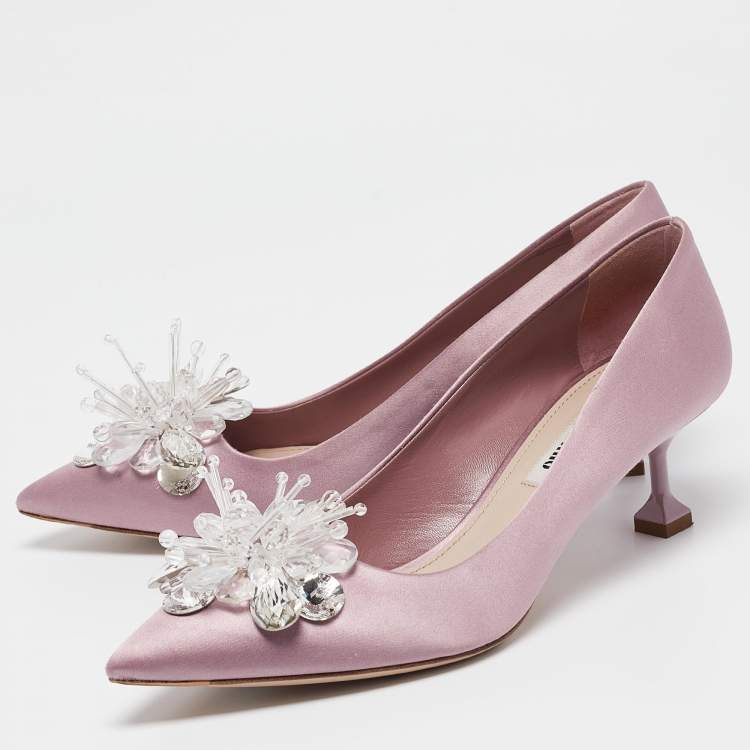 Pre Owned Miu Miu Purple Satin Crystal Embellished Pointed Toe Pumps Size 37