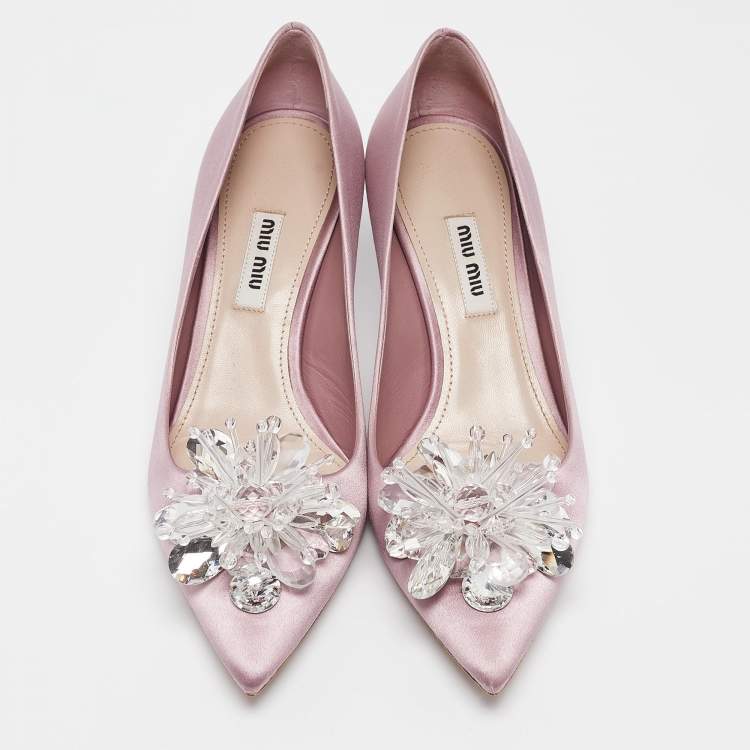 Pre Owned Miu Miu Purple Satin Crystal Embellished Pointed Toe Pumps Size 37