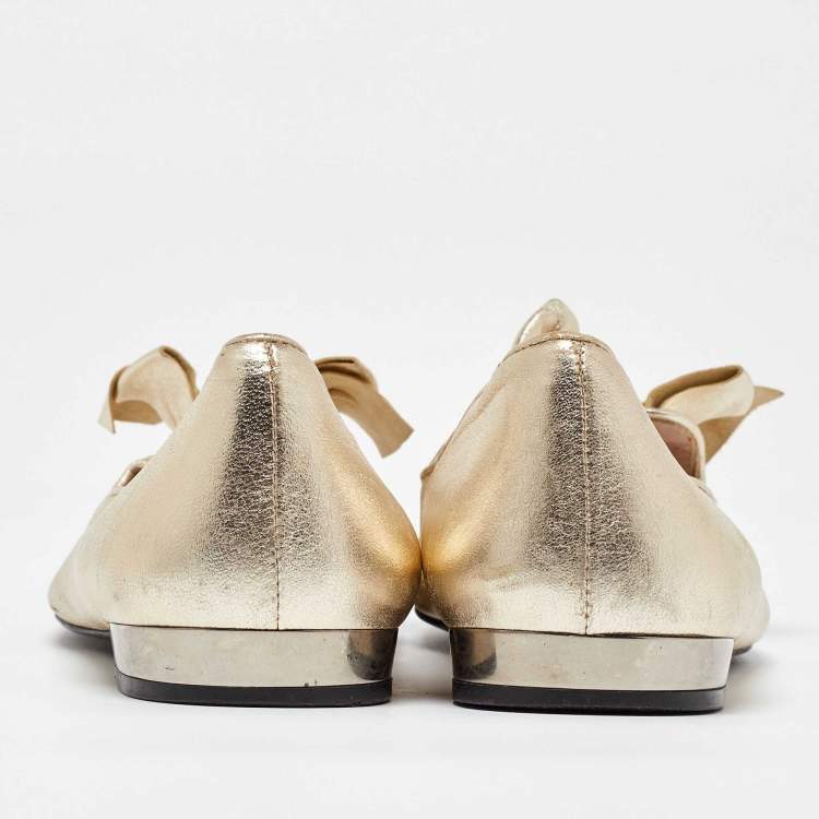 Pre Owned Miu Miu Gold Leather Bow Loafers Size 38.5