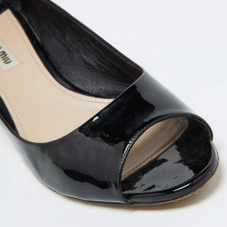 Pre Owned Miu Miu Black Patent Leather Crystal Embellished Block Heel Peep Toe Pumps Size 40.5