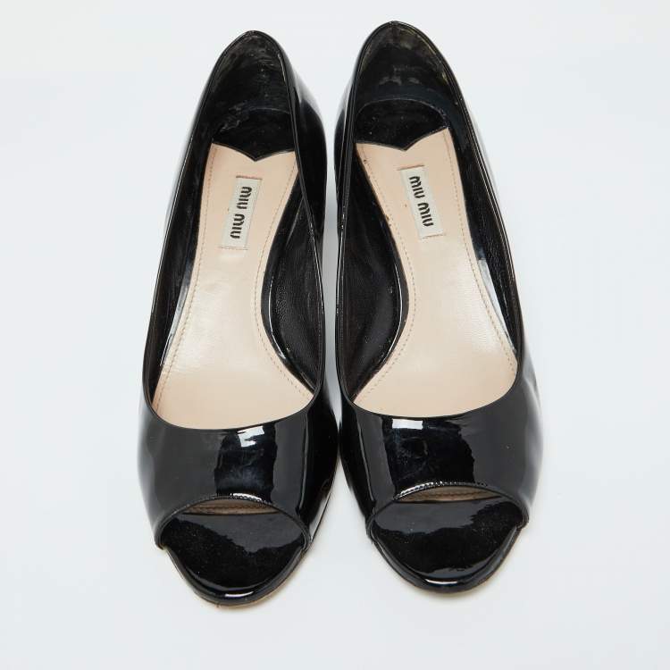 Pre Owned Miu Miu Black Patent Leather Crystal Embellished Block Heel Peep Toe Pumps Size 40.5