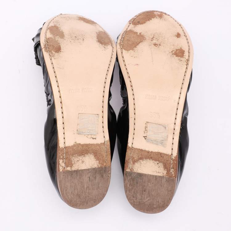 Pre Owned Miu Miu Black Patent Leather Bow Scrunch Ballet Flats Size 35.5
