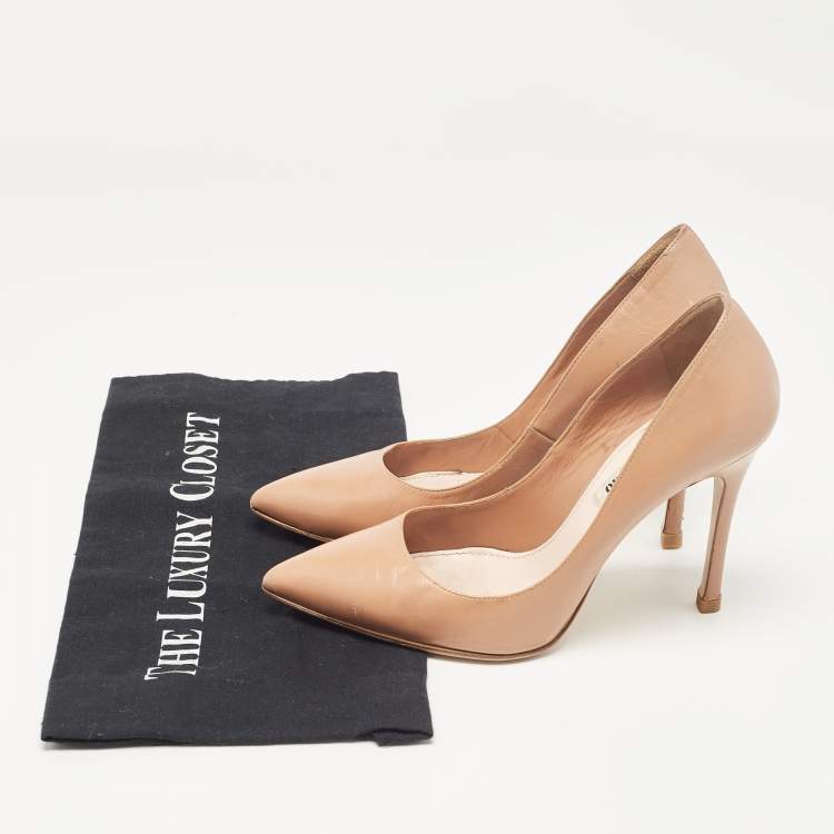 Pre Owned Miu Miu Brown Leather Pointed Toe Pumps Size 37