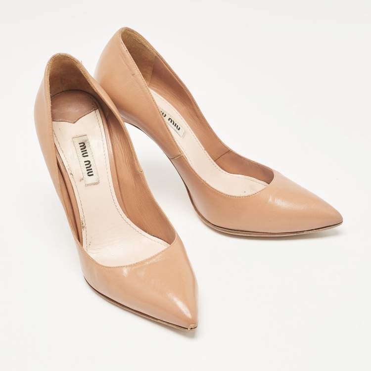 Pre Owned Miu Miu Brown Leather Pointed Toe Pumps Size 37