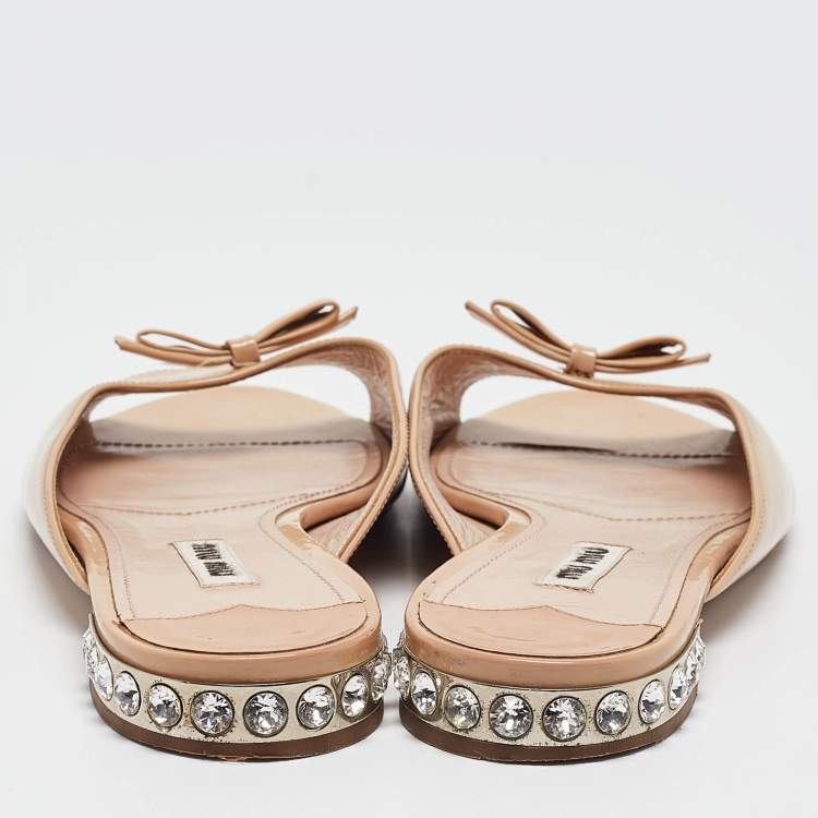 Pre Owned Miu Miu Beige Patent Leather Crystal Embellished Flat Slides Size 38.5