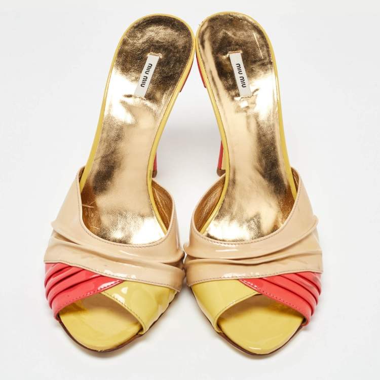 Pre Owned Miu Miu Tri Color Patent Leather Slide Sandals Size 39.5