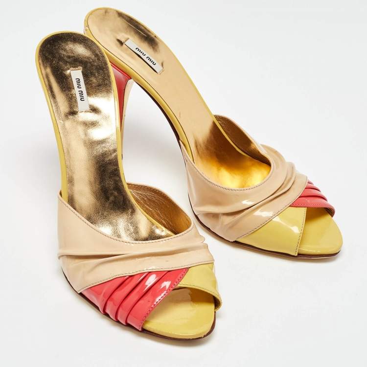 Pre Owned Miu Miu Tri Color Patent Leather Slide Sandals Size 39.5