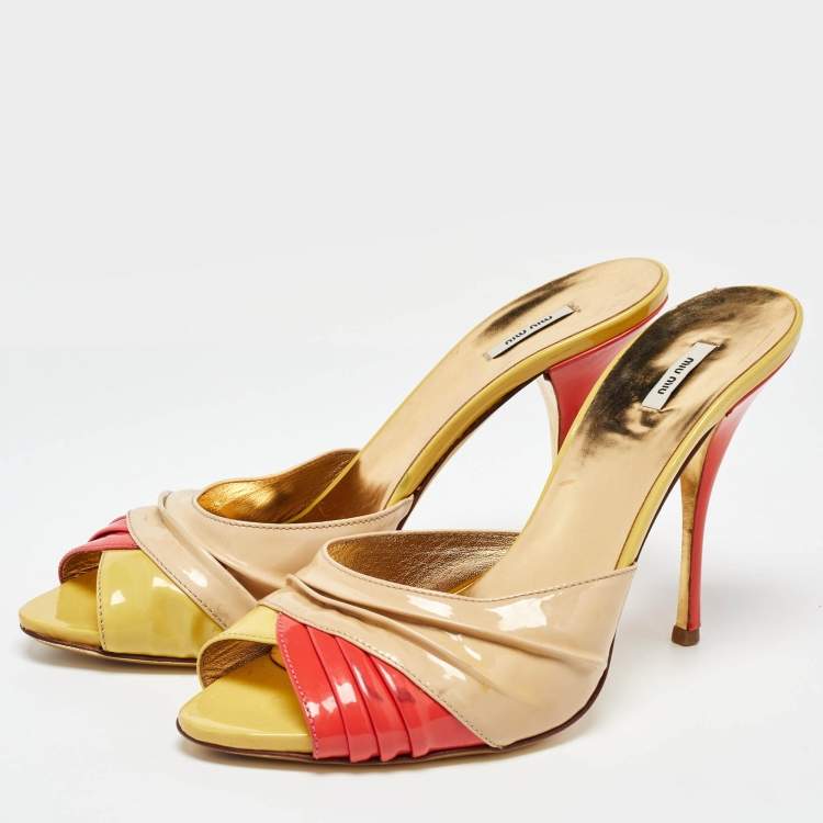 Pre Owned Miu Miu Tri Color Patent Leather Slide Sandals Size 39.5
