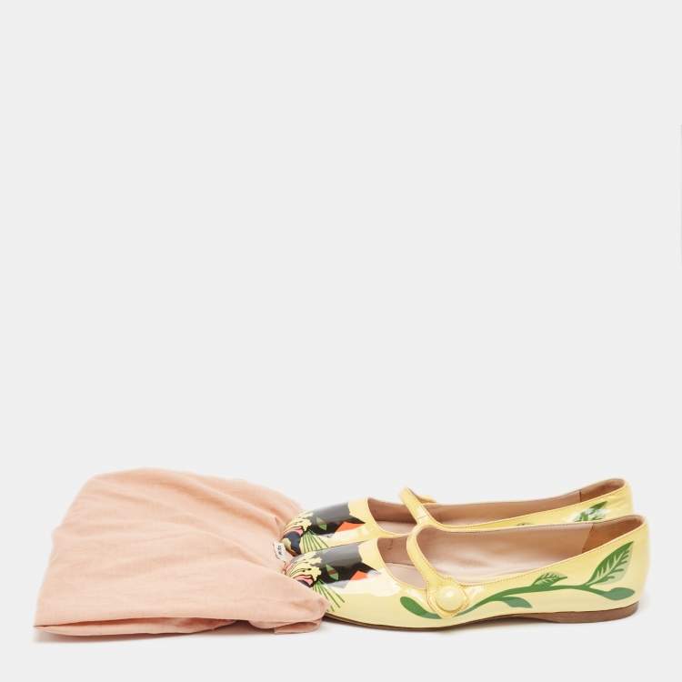 Pre Owned Miu Miu Yellow Patent Leather Cat Print Ballet Flats Size 37.5