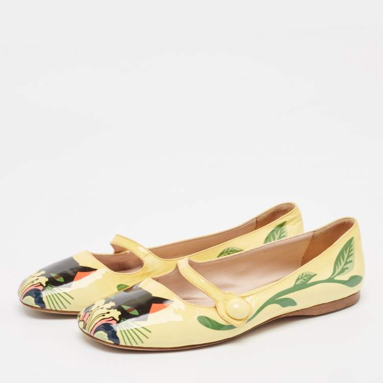 Pre Owned Miu Miu Yellow Patent Leather Cat Print Ballet Flats Size 37.5