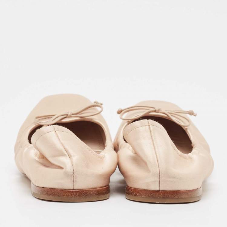 Pre Owned Miu Miu Beige Satin Ballet Flats Size 38