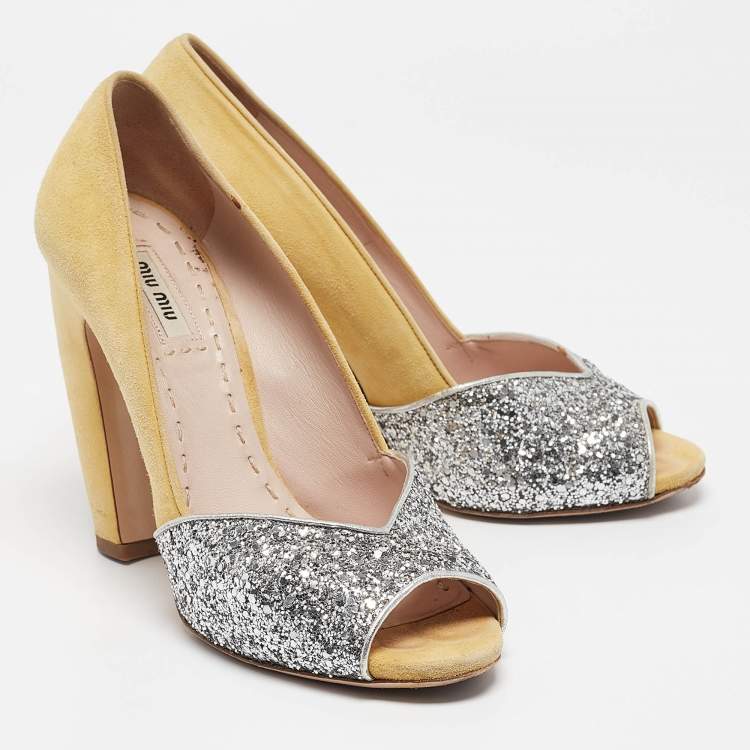 Pre Owned Miu Miu Yellow Glitter and Suede Block Heel Pumps Size 38.5