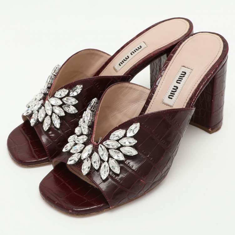 Pre Owned Miu Miu Burgundy Croc Embossed Leather Embellished Slide Sandals Size 36