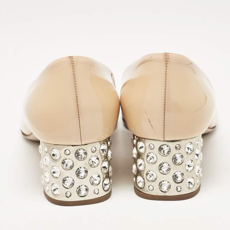 Pre Owned Miu Miu Beige Patent Leather Peep Toe Pumps Size 39.5