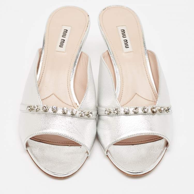 Pre Owned Miu Miu Silver Leather Crystal Embellished Slide Sandals Size 40