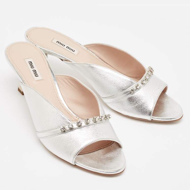 Pre Owned Miu Miu Silver Leather Crystal Embellished Slide Sandals Size 40