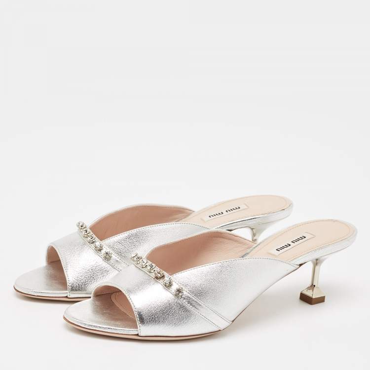 Pre Owned Miu Miu Silver Leather Crystal Embellished Slide Sandals Size 40