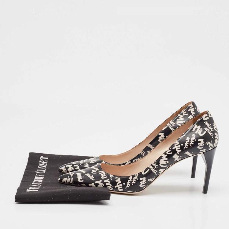 Pre Owned Miu Miu Black/White Leather Logo Print Pumps Size 39.5