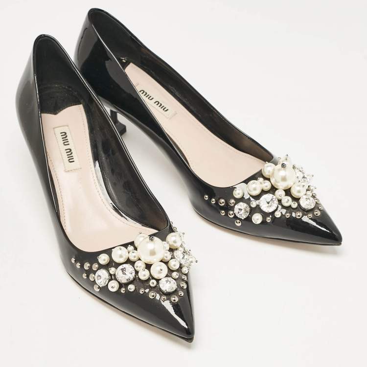 Pre Owned Miu Miu Black Patent Crystal and Pearl Embellished Pointed Toe Pumps Size 39